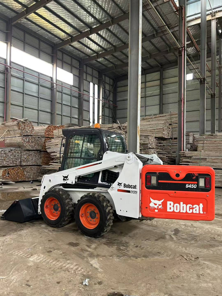 BOBCAT Skid Steer Loader S450 - Міні-навантажувач: фото 3 BOBCAT Skid Steer Loader S450 - Міні-навантажувач: фото 3
