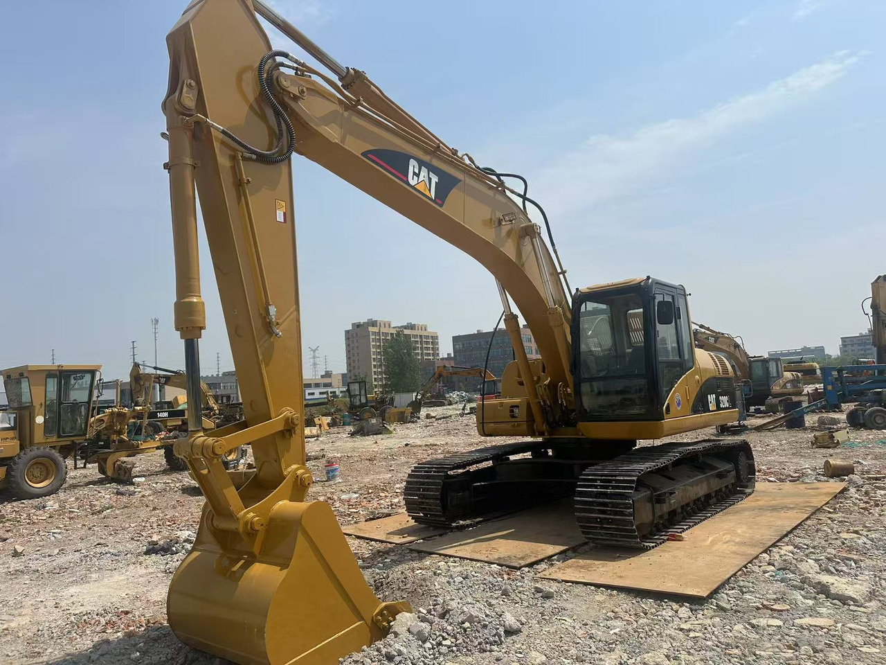 CAT 320CL - Гусеничний екскаватор: фото 2 CAT 320CL - Гусеничний екскаватор: фото 2