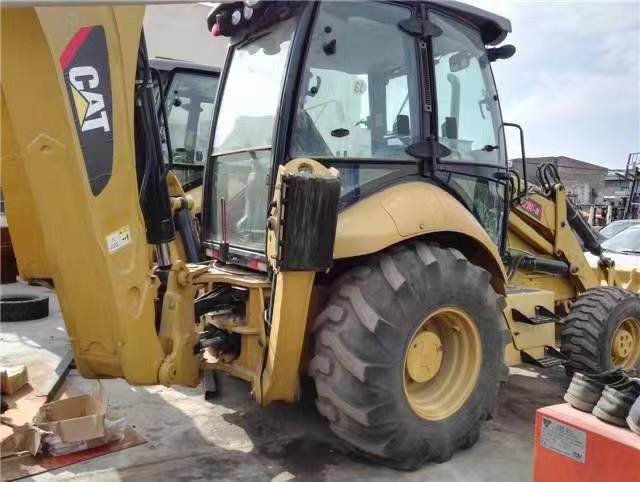 CATERPILLAR Backhoe Loader 420F Click Here for Discount - Екскаватор-навантажувач: фото 4 CATERPILLAR Backhoe Loader 420F Click Here for Discount - Екскаватор-навантажувач: фото 4
