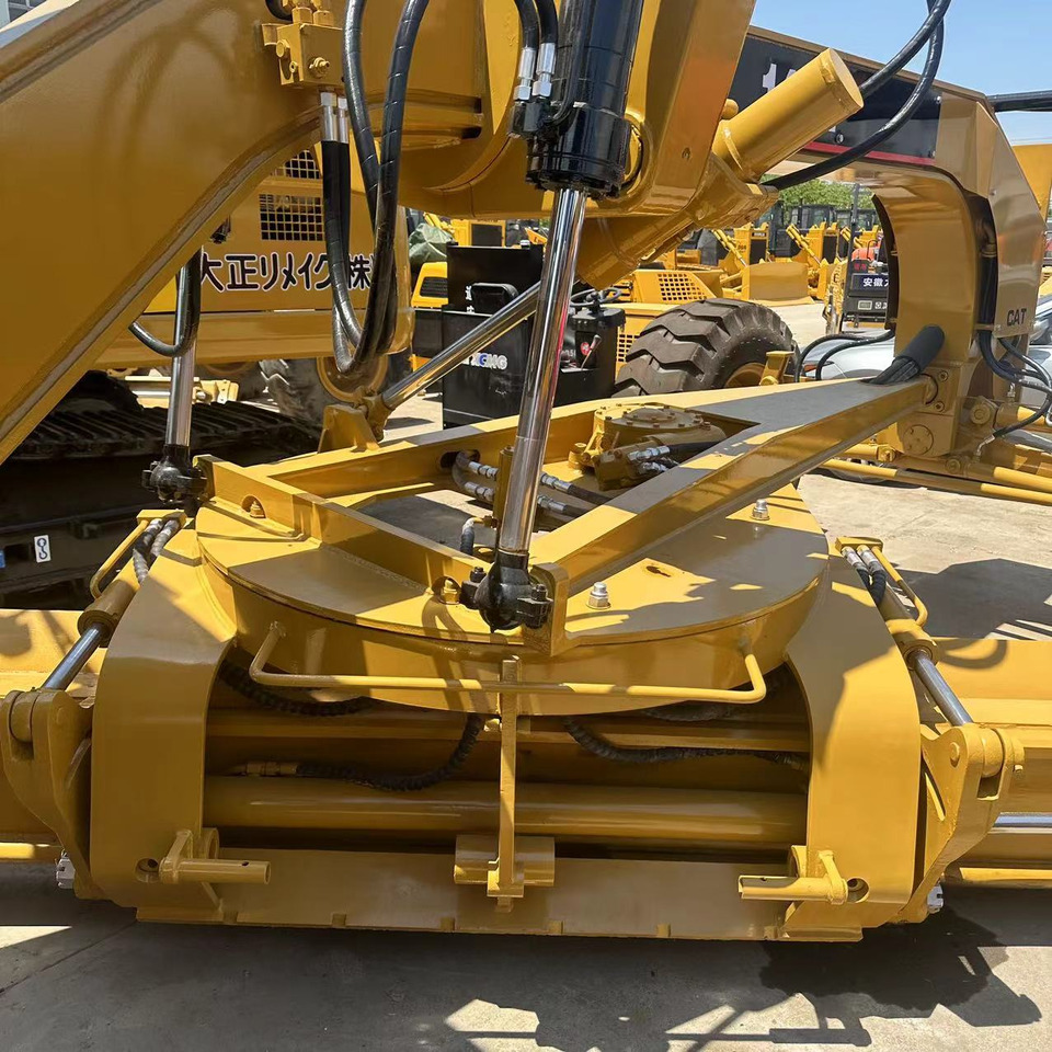 CATERPILLAR Grader 140H Click Here for Discount - Грейдер: фото 4 CATERPILLAR Grader 140H Click Here for Discount - Грейдер: фото 4