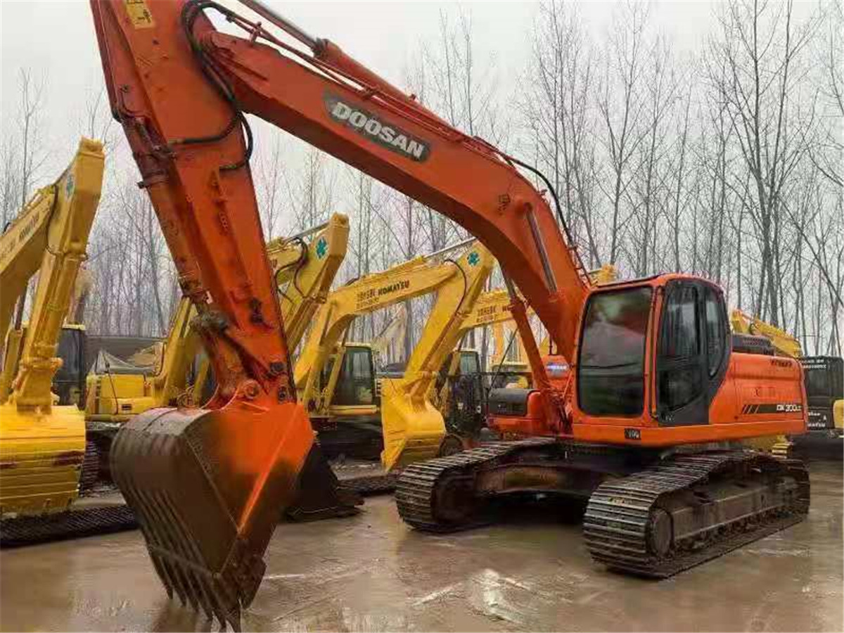 DOOSAN Excavator DX300 Click Here for Discount - Екскаватор: фото 1 DOOSAN Excavator DX300 Click Here for Discount - Екскаватор: фото 1