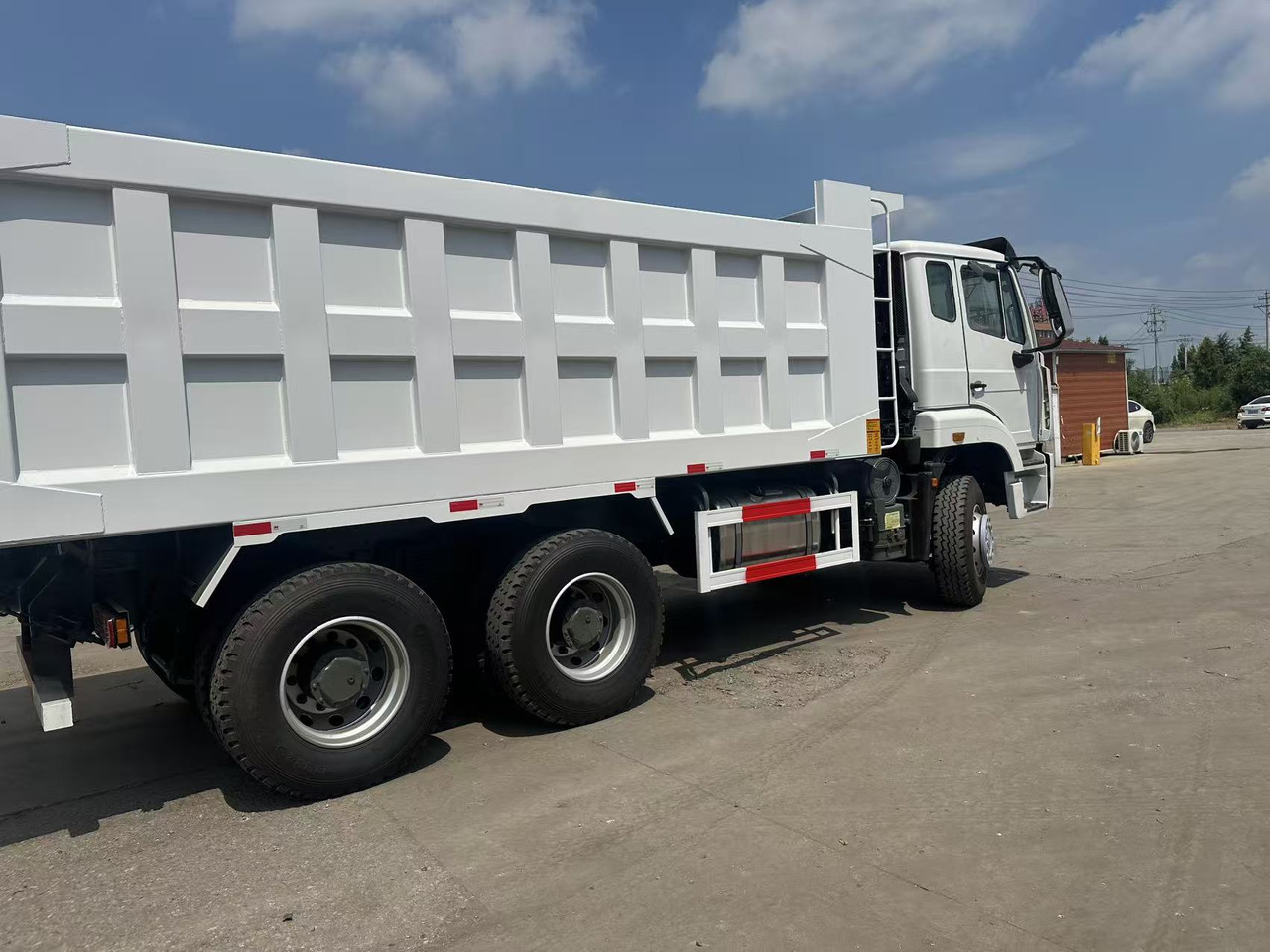 Самоскид вантажівка HOWO Haohan 6✖4 Dump Truck: фото 7