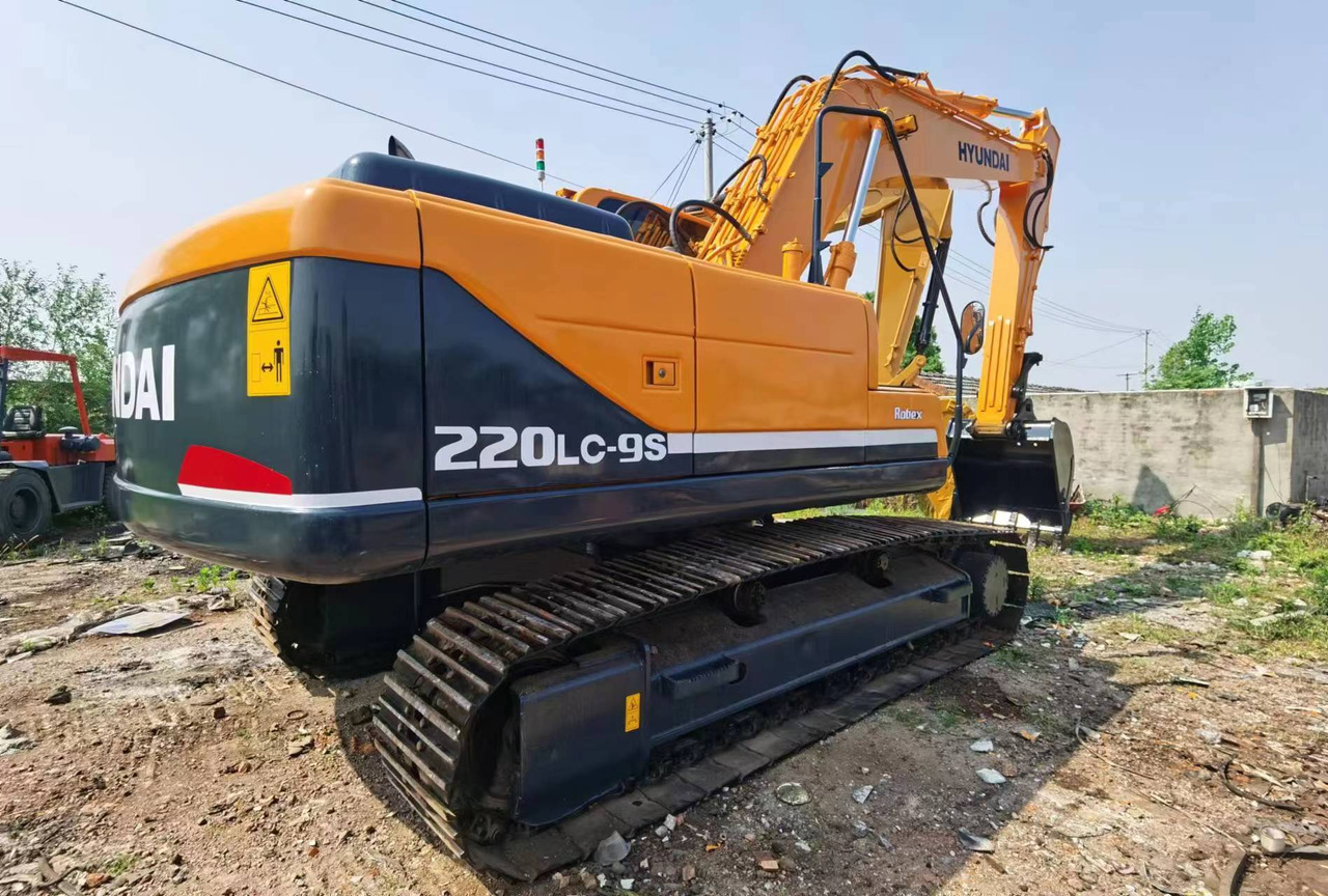 HYUNDAI Crawler Excavator R220LC-9S Good Condition - Гусеничний екскаватор: фото 4 HYUNDAI Crawler Excavator R220LC-9S Good Condition - Гусеничний екскаватор: фото 4