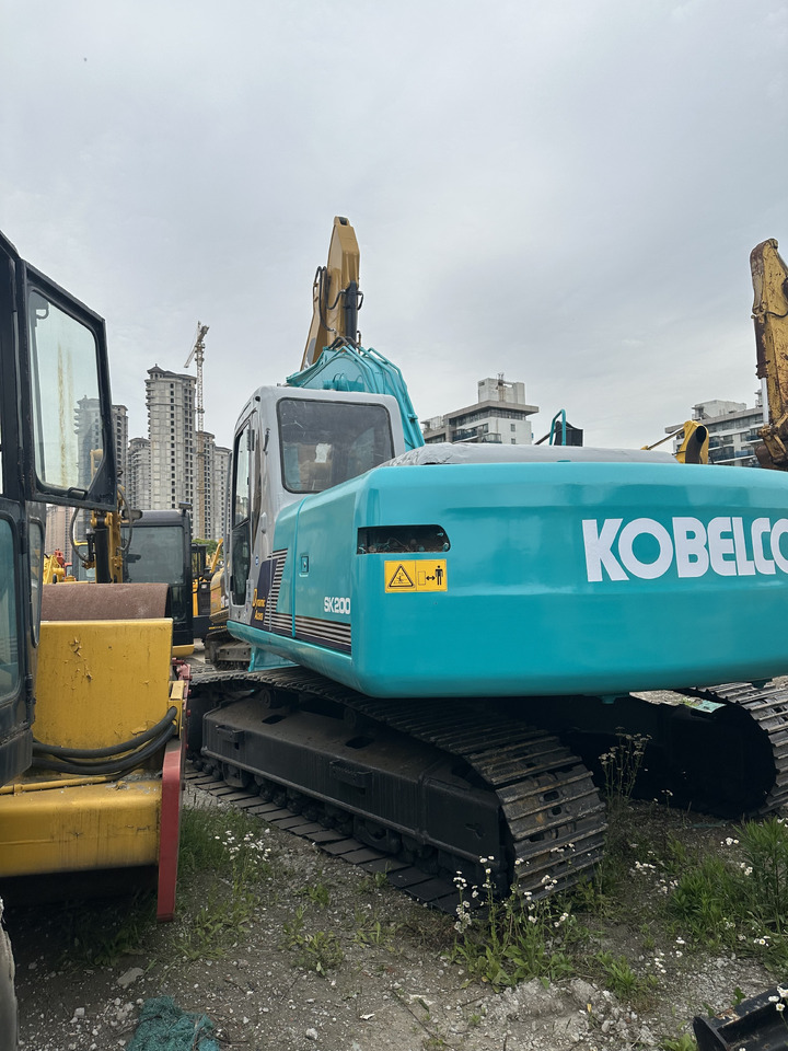 Hitachi Excavator SK200 Click for Discount - Екскаватор: фото 3 Hitachi Excavator SK200 Click for Discount - Екскаватор: фото 3