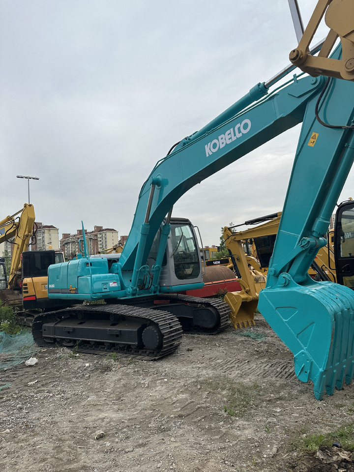 Hitachi Excavator SK200 Click for Discount - Екскаватор: фото 1 Hitachi Excavator SK200 Click for Discount - Екскаватор: фото 1