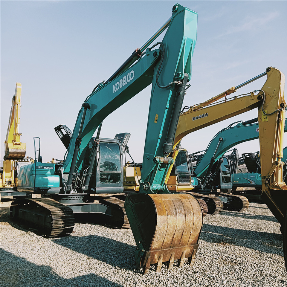 KOBELCO SK200D - Гусеничний екскаватор: фото 1 KOBELCO SK200D - Гусеничний екскаватор: фото 1