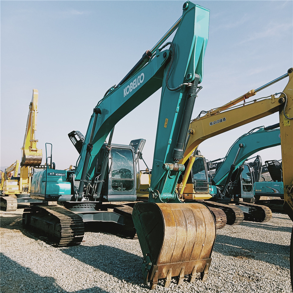 KOBELCO SK200D - Гусеничний екскаватор: фото 2 KOBELCO SK200D - Гусеничний екскаватор: фото 2