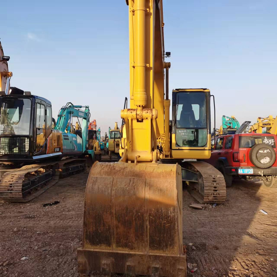 KOMATSU PC160-7 - Гусеничний екскаватор: фото 2 KOMATSU PC160-7 - Гусеничний екскаватор: фото 2