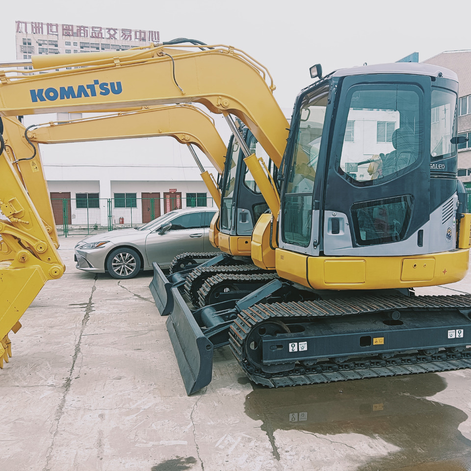 KOMATSU PC78 - Гусеничний екскаватор: фото 4 KOMATSU PC78 - Гусеничний екскаватор: фото 4