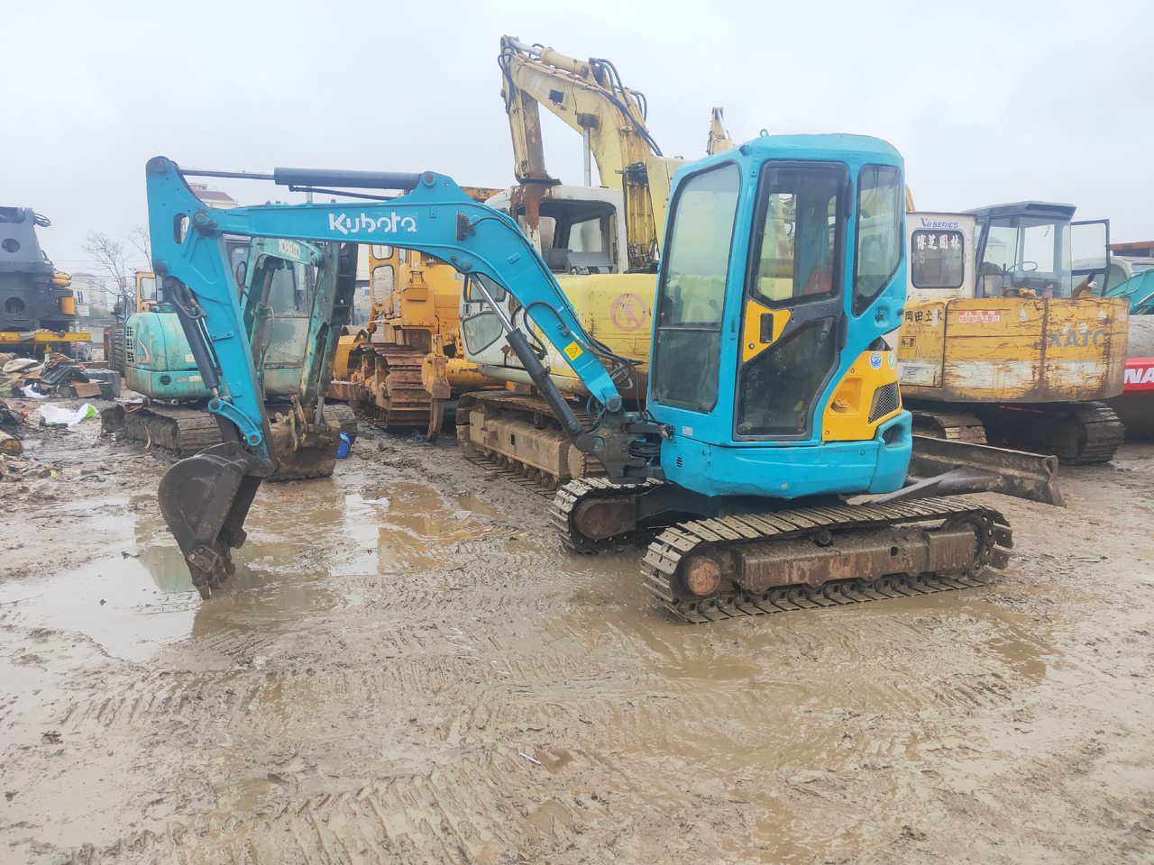 KUBOTA U30 - Міні-екскаватор: фото 1 KUBOTA U30 - Міні-екскаватор: фото 1