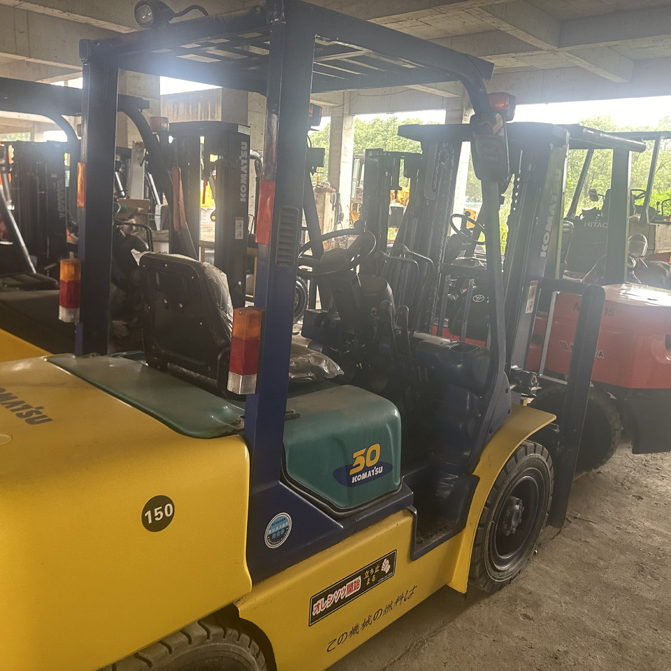 Komatsu FD30 Forklift Click for Discount - Дизельний навантажувач: фото 4 Komatsu FD30 Forklift Click for Discount - Дизельний навантажувач: фото 4