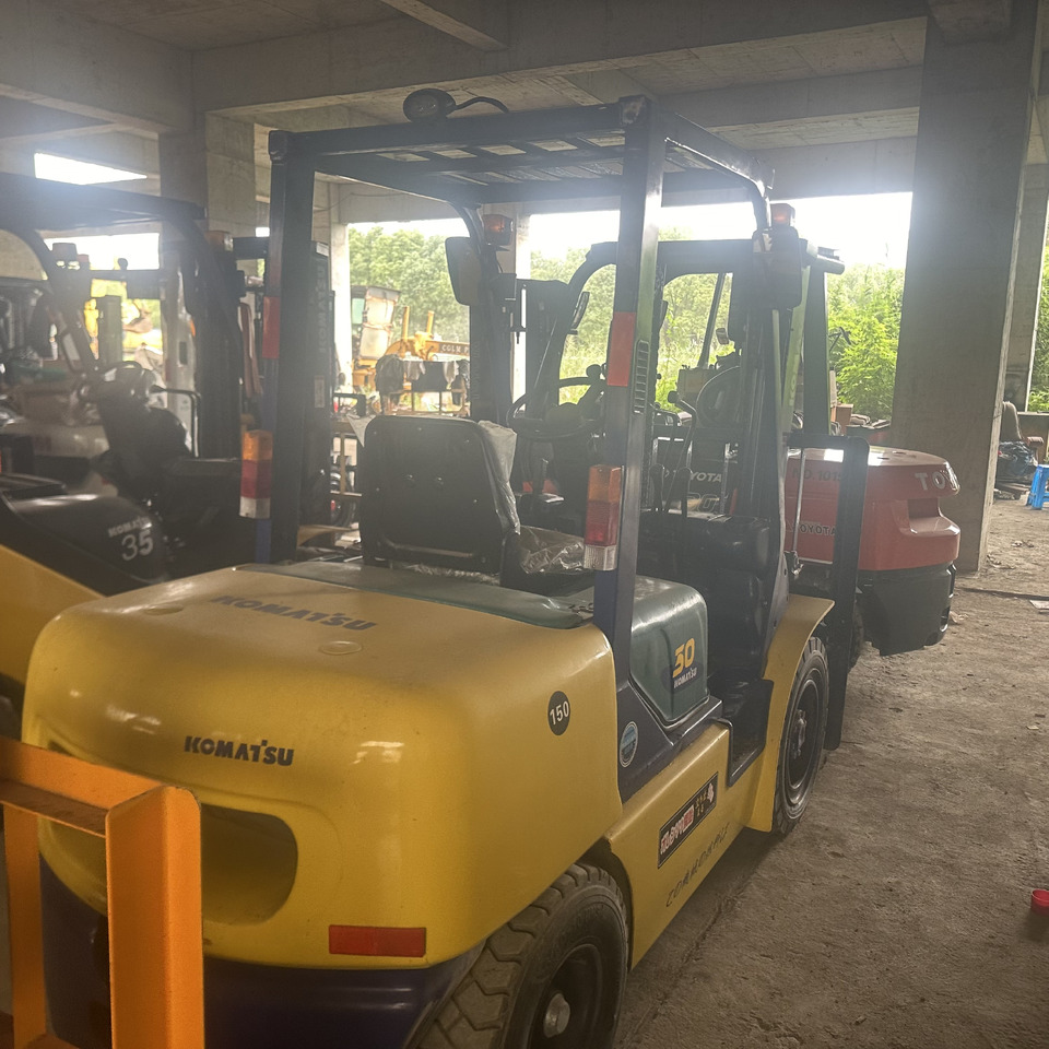 Komatsu FD30 Forklift Click for Discount - Дизельний навантажувач: фото 3 Komatsu FD30 Forklift Click for Discount - Дизельний навантажувач: фото 3