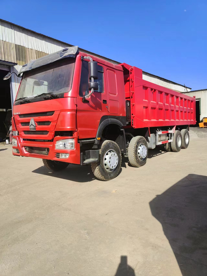 SINOTRUK HOWO 8x4 Dump Truck - Самоскид вантажівка: фото 3 SINOTRUK HOWO 8x4 Dump Truck - Самоскид вантажівка: фото 3