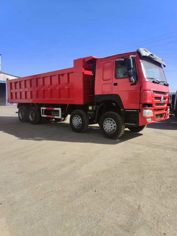 SINOTRUK HOWO 8x4 Dump Truck - Самоскид вантажівка: фото 2 SINOTRUK HOWO 8x4 Dump Truck - Самоскид вантажівка: фото 2