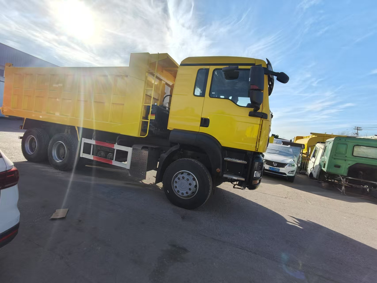 SINOTRUK HOWO T5G 380HP Click for Discount - Самоскид вантажівка: фото 2 SINOTRUK HOWO T5G 380HP Click for Discount - Самоскид вантажівка: фото 2