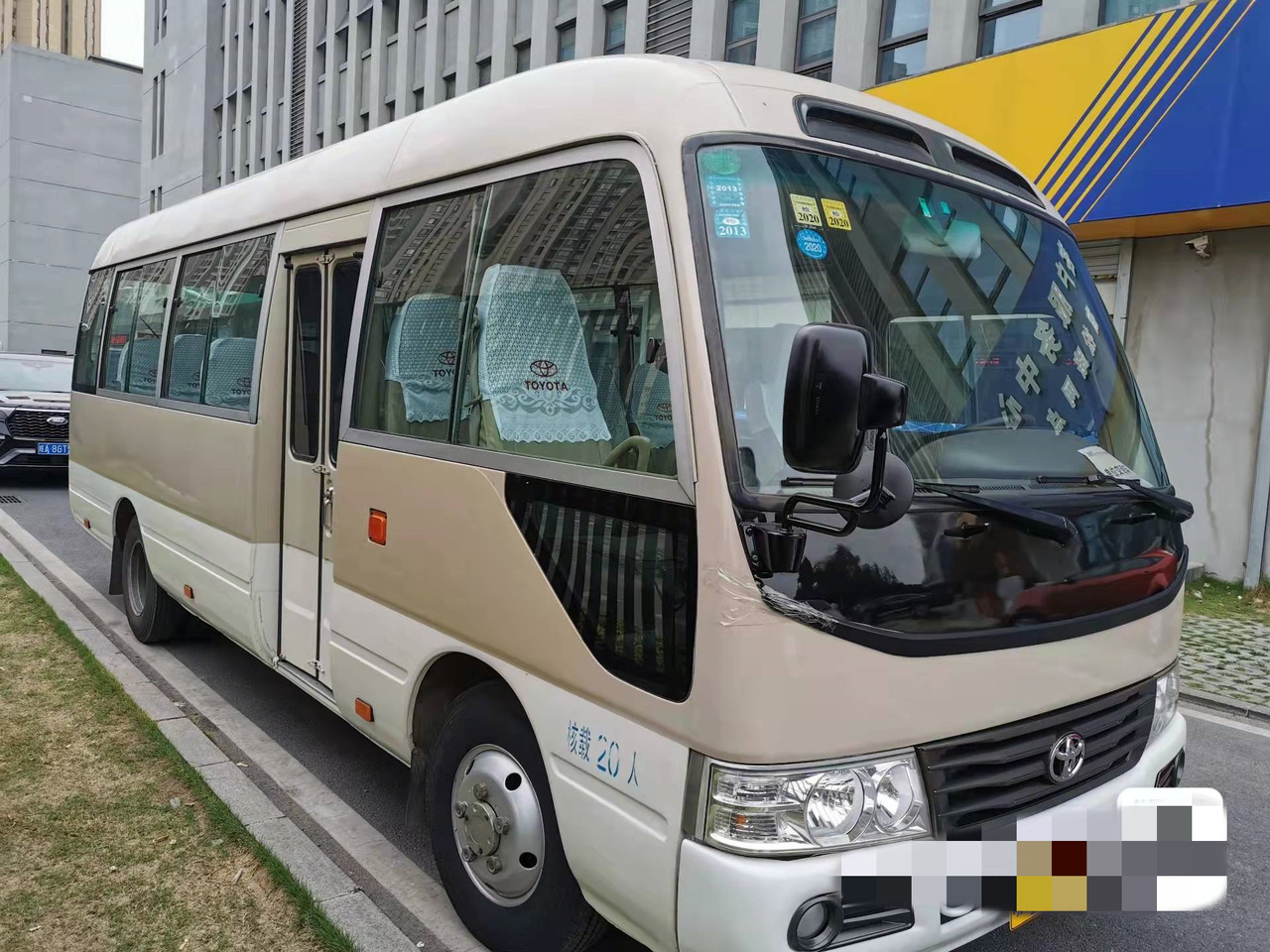 TOYOTA Coaster - Міський автобус: фото 4 TOYOTA Coaster - Міський автобус: фото 4