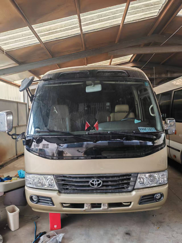 TOYOTA Coaster Mini Bus - Туристичний автобус: фото 1 TOYOTA Coaster Mini Bus - Туристичний автобус: фото 1