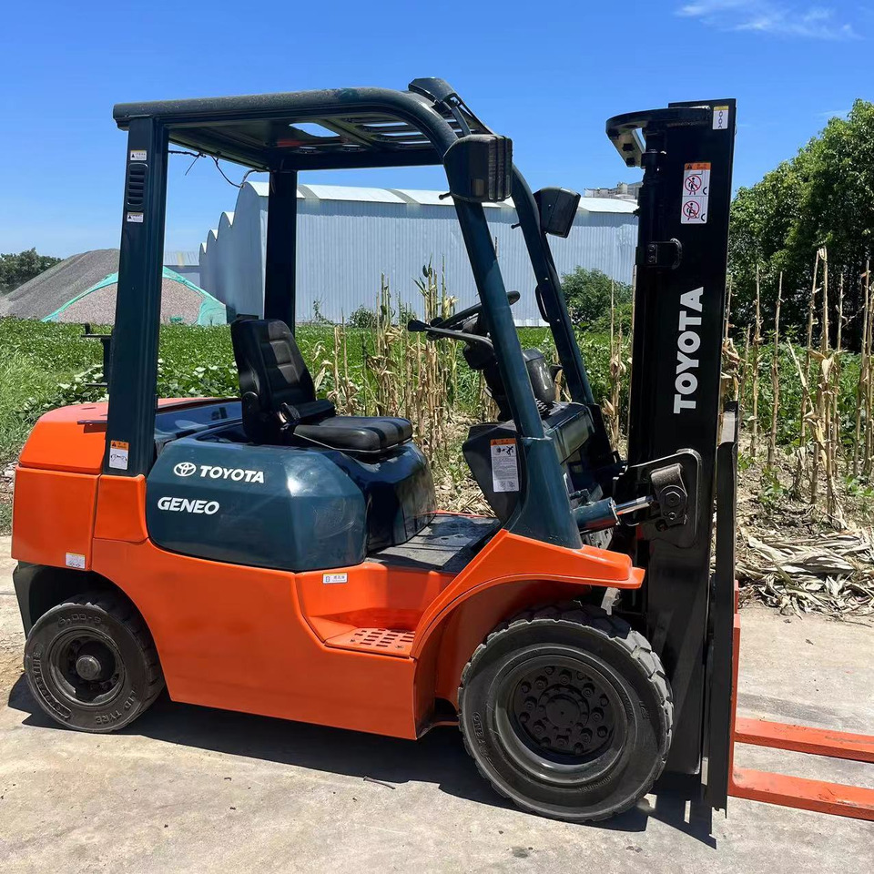 TOYOTA FD35 Forklift 3.5Ton - Дизельний навантажувач: фото 3 TOYOTA FD35 Forklift 3.5Ton - Дизельний навантажувач: фото 3