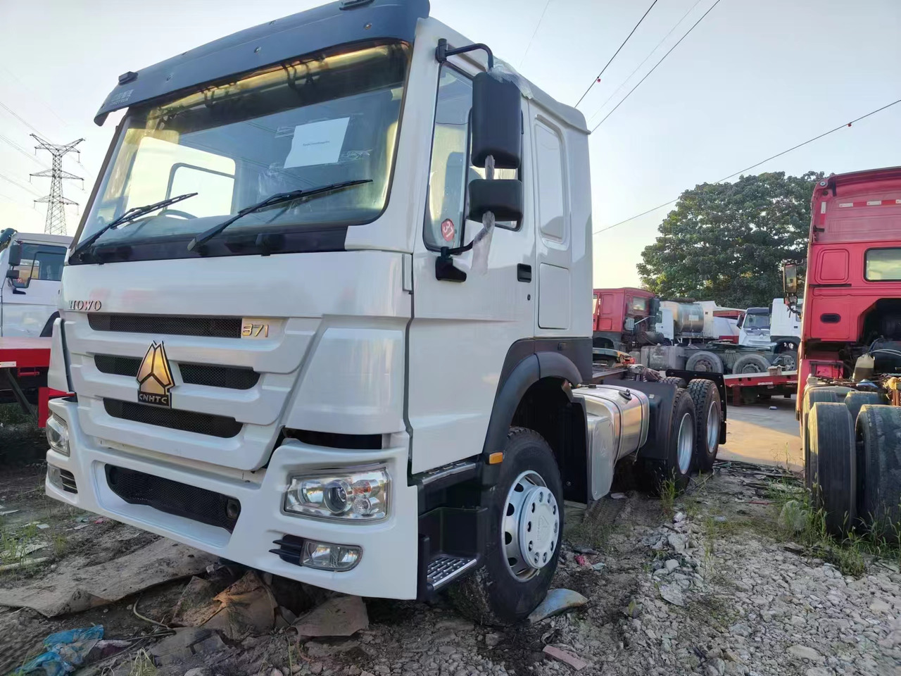 SINOTRUK HOWO 371 CLICK HERE FOR DISCOUNT - Тягач: фото 2 SINOTRUK HOWO 371 CLICK HERE FOR DISCOUNT - Тягач: фото 2