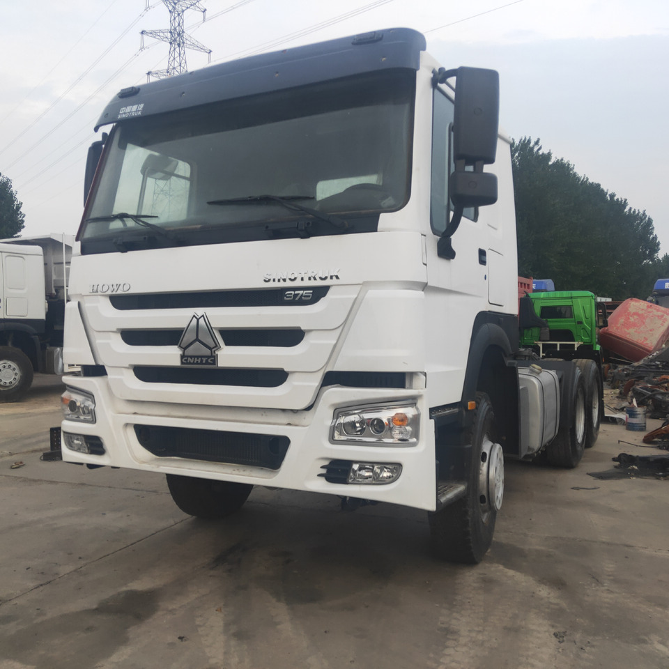 SINOTRUK HOWO375 - Тягач: фото 2 SINOTRUK HOWO375 - Тягач: фото 2