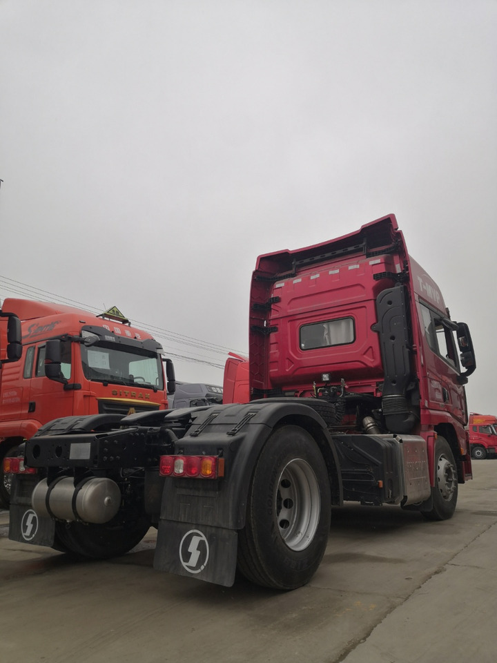 SINOTRUK M1064 4X2 Manual Tractor Unit - Тягач: фото 5 SINOTRUK M1064 4X2 Manual Tractor Unit - Тягач: фото 5