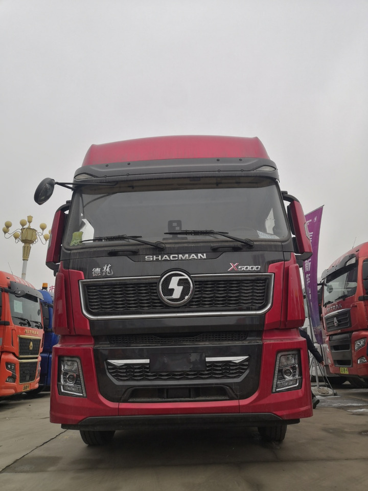 SINOTRUK M1064 4X2 Manual Tractor Unit - Тягач: фото 2 SINOTRUK M1064 4X2 Manual Tractor Unit - Тягач: фото 2