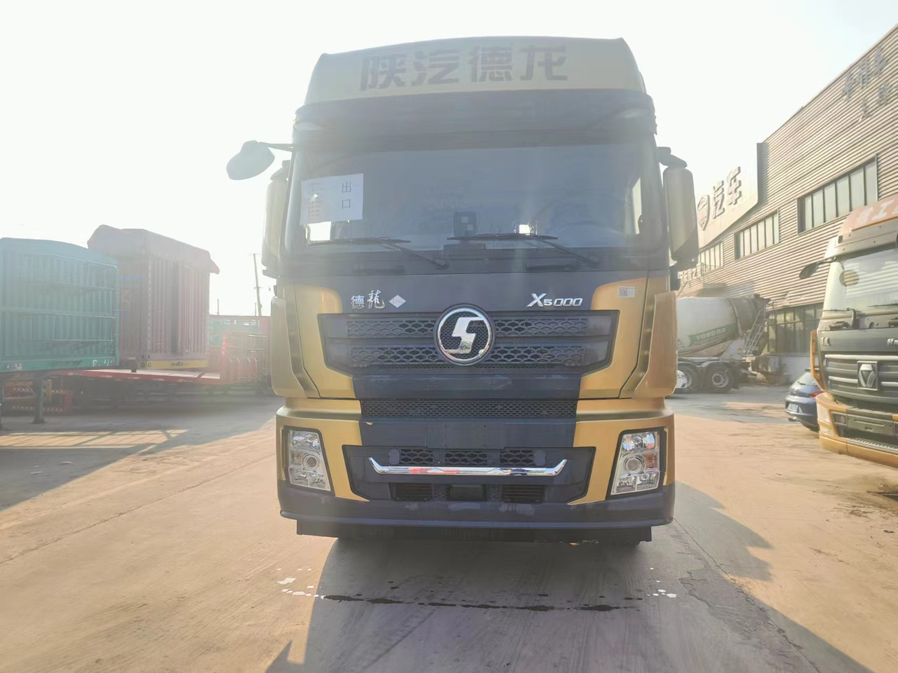 SINOTRUK X5000 6X4 Manual Tractor Unit - Тягач: фото 1 SINOTRUK X5000 6X4 Manual Tractor Unit - Тягач: фото 1