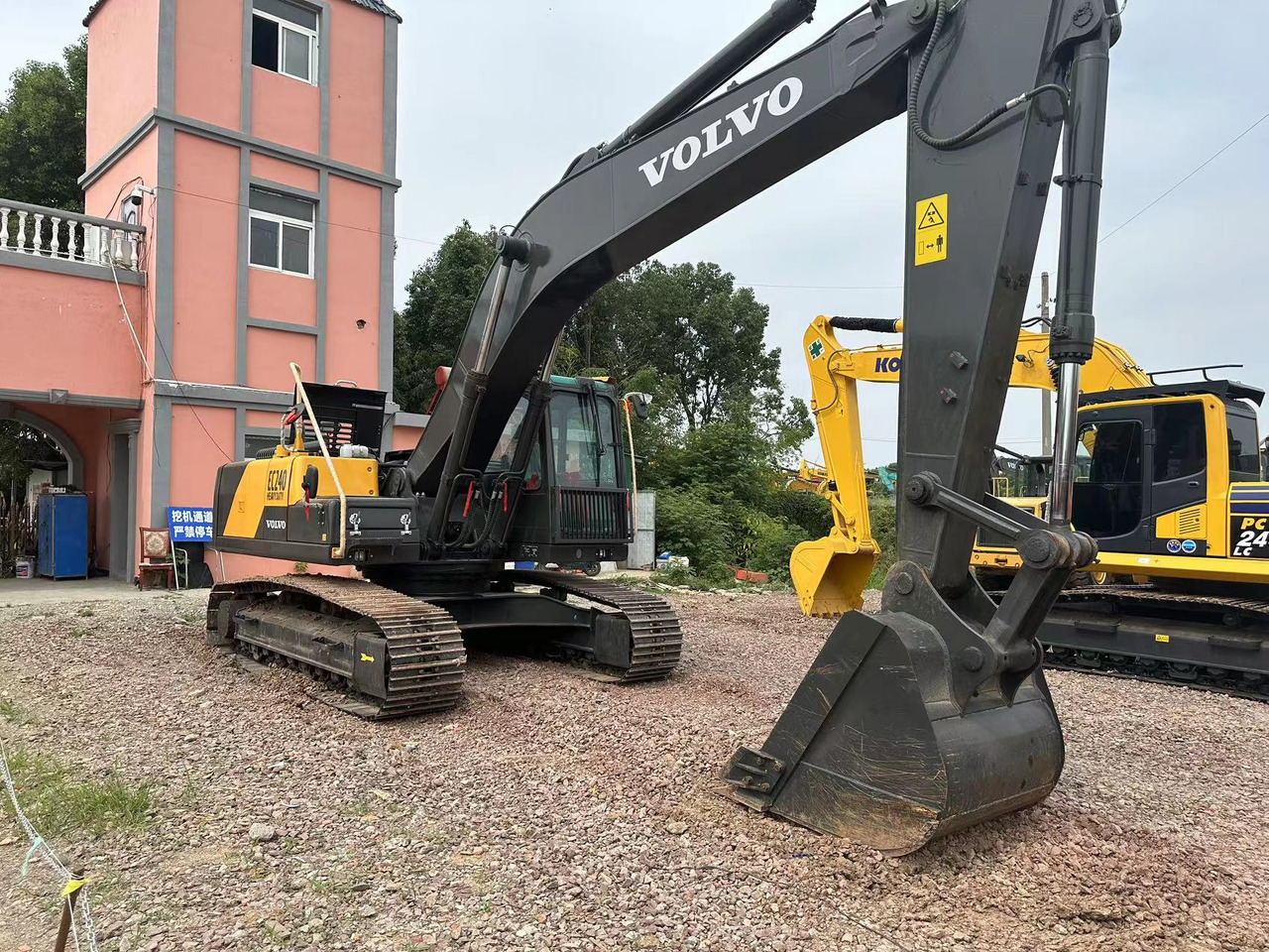 VOLVO Excavator EC240 - Екскаватор: фото 5 VOLVO Excavator EC240 - Екскаватор: фото 5