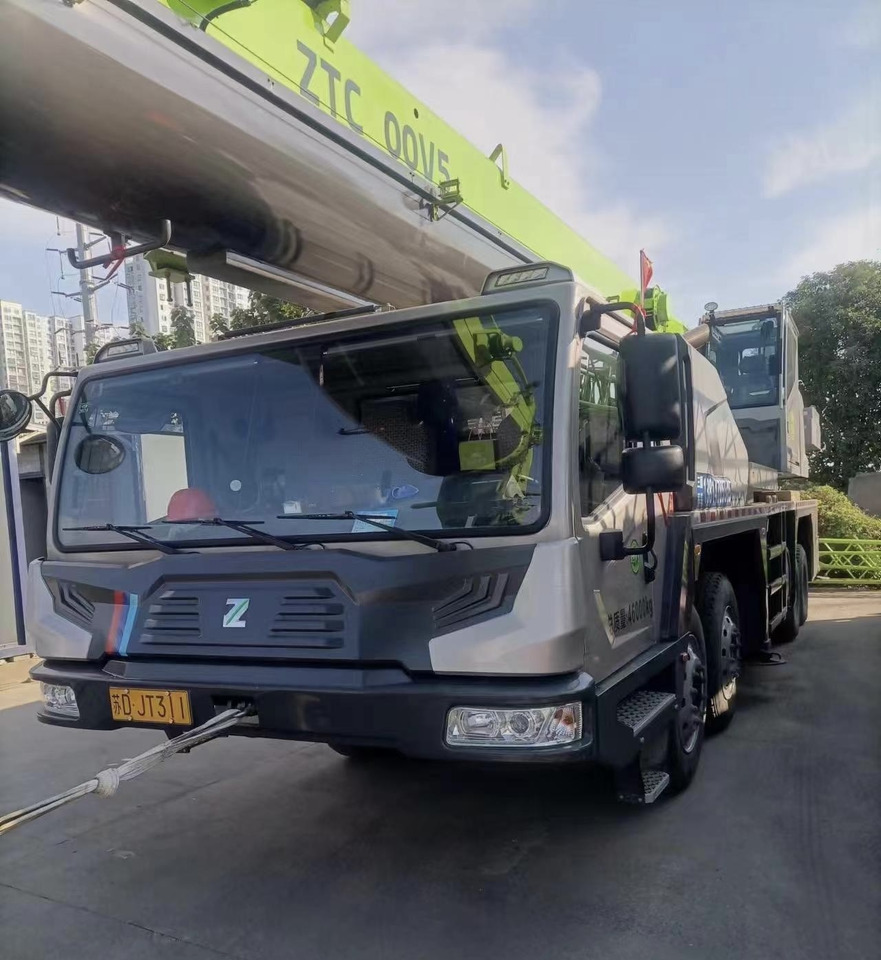 ZOOMLION Crane ZTC700V562-1 - Всюдихідний кран: фото 1 ZOOMLION Crane ZTC700V562-1 - Всюдихідний кран: фото 1