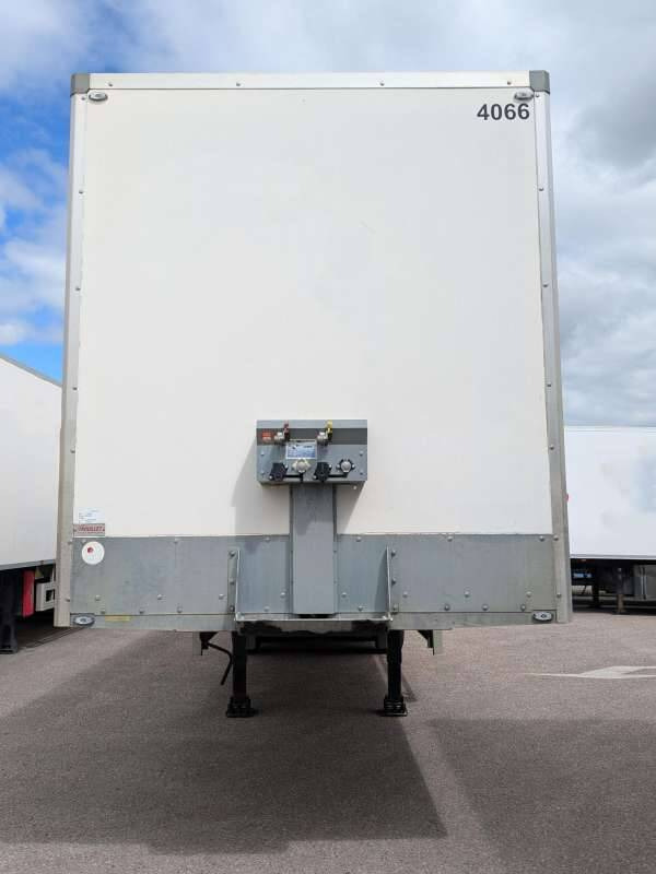 Semi-remorque 3 Essieux 38 TONNES PORTE RELEVANTE PREMIUM - Закритий кузов напівпричіп: фото 2 Semi-remorque 3 Essieux 38 TONNES PORTE RELEVANTE PREMIUM - Закритий кузов напівпричіп: фото 2