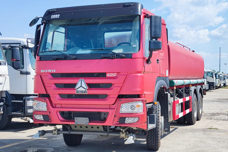 Howo Howo Water Truck for Sale in Nigeria - Вантажівка цистерна: фото 1 Howo Howo Water Truck for Sale in Nigeria - Вантажівка цистерна: фото 1