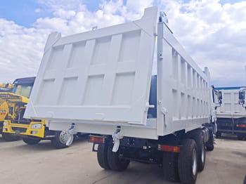 SHACMAN Shacman Lorry Dump Truck for Sale in Namibia - Самоскид вантажівка: фото 4 SHACMAN Shacman Lorry Dump Truck for Sale in Namibia - Самоскид вантажівка: фото 4