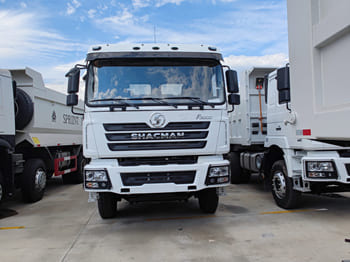 SHACMAN Shacman Tractor Truck for Sale in Malawi - Самоскид вантажівка: фото 2 SHACMAN Shacman Tractor Truck for Sale in Malawi - Самоскид вантажівка: фото 2