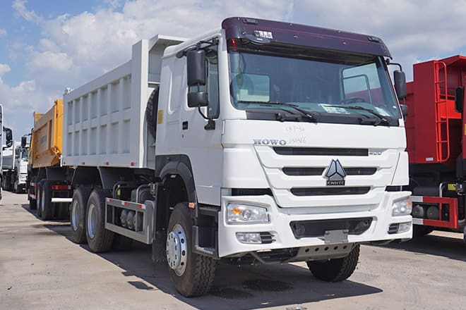 SINOTRUK Howo 6x4 New Tipper Trucks for Sale in Mauritania - Самоскид вантажівка: фото 3 SINOTRUK Howo 6x4 New Tipper Trucks for Sale in Mauritania - Самоскид вантажівка: фото 3