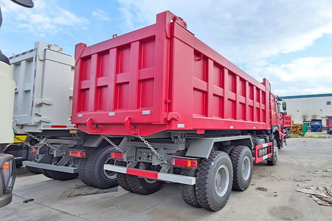 SINOTRUK New Sinotruk Howo 340 Tipper Trucks for Sale in Mali - Самоскид вантажівка: фото 3 SINOTRUK New Sinotruk Howo 340 Tipper Trucks for Sale in Mali - Самоскид вантажівка: фото 3