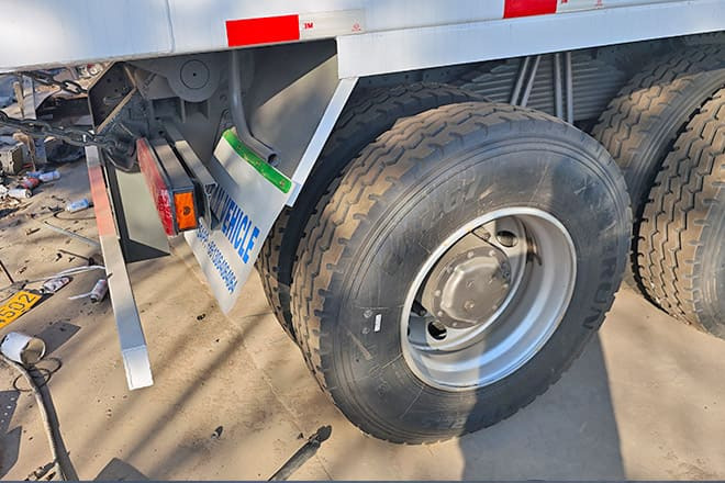 SINOTRUK Sinotruk Howo 371 8x4 Dump Truck for Sale in Libya - Самоскид вантажівка: фото 5 SINOTRUK Sinotruk Howo 371 8x4 Dump Truck for Sale in Libya - Самоскид вантажівка: фото 5