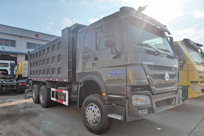 SINOTRUK Used Howo 10 Wheeler Tipper Truck Price for Sale in Nigeria - Самоскид вантажівка: фото 2 SINOTRUK Used Howo 10 Wheeler Tipper Truck Price for Sale in Nigeria - Самоскид вантажівка: фото 2