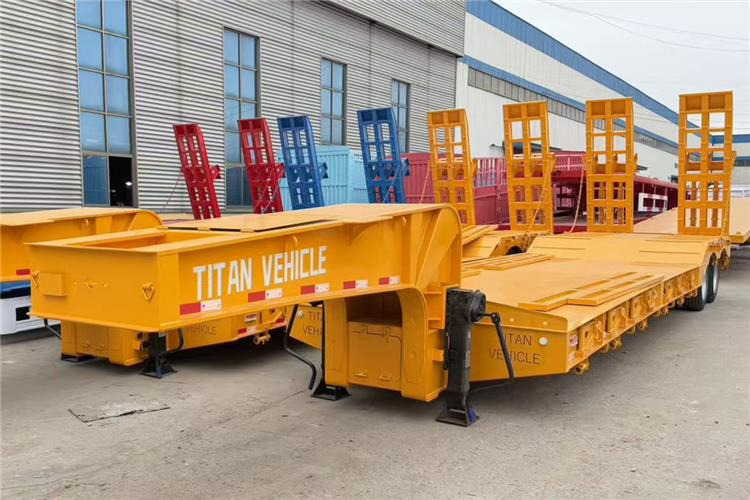 TITAN 2 Axle 50 Ton Low Bed Trailer for Sale In Nigeria Lagos - Низькорамна платформа напівпричіп: фото 1 TITAN 2 Axle 50 Ton Low Bed Trailer for Sale In Nigeria Lagos - Низькорамна платформа напівпричіп: фото 1