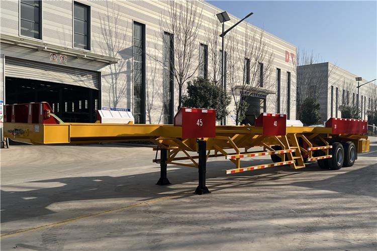 TITAN 20/40FT Terminal Trailer for Sale In Uganda - Контейнеровоз/ Змінний кузов напівпричіп: фото 1 TITAN 20/40FT Terminal Trailer for Sale In Uganda - Контейнеровоз/ Змінний кузов напівпричіп: фото 1