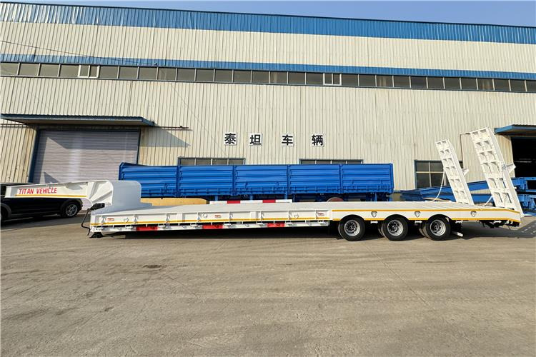 TITAN 3 Axle 80 Ton Lowbed Semi Trailer for Sale In Philippines - Низькорамна платформа напівпричіп: фото 3 TITAN 3 Axle 80 Ton Lowbed Semi Trailer for Sale In Philippines - Низькорамна платформа напівпричіп: фото 3