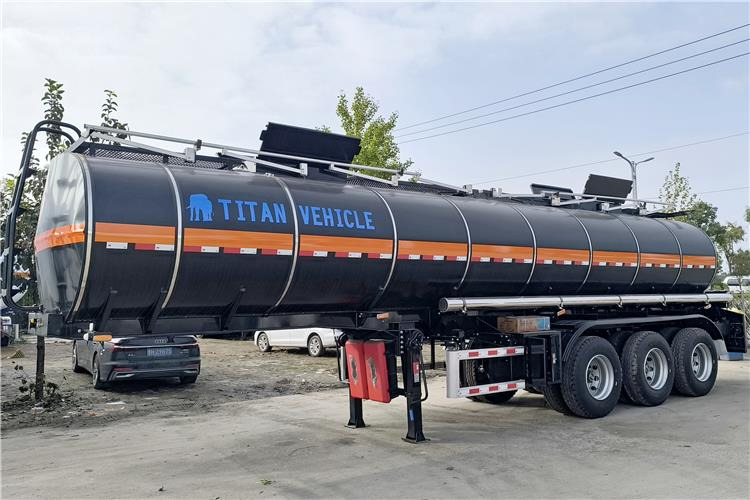 TITAN 3 Axle Asphalt Tank Semi Trailer for Sale In Nigeria - Напівпричіп цистерна: фото 1 TITAN 3 Axle Asphalt Tank Semi Trailer for Sale In Nigeria - Напівпричіп цистерна: фото 1