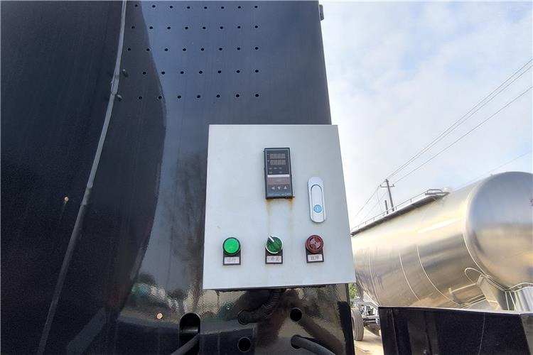 TITAN 3 Axle Asphalt Tank Semi Trailer for Sale In Nigeria - Напівпричіп цистерна: фото 3 TITAN 3 Axle Asphalt Tank Semi Trailer for Sale In Nigeria - Напівпричіп цистерна: фото 3