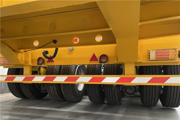 TITAN 4 Line 8 Axle Detachable Gooseneck Trailer for Sale In Nigeria Lagos - Низькорамна платформа напівпричіп: фото 5 TITAN 4 Line 8 Axle Detachable Gooseneck Trailer for Sale In Nigeria Lagos - Низькорамна платформа напівпричіп: фото 5