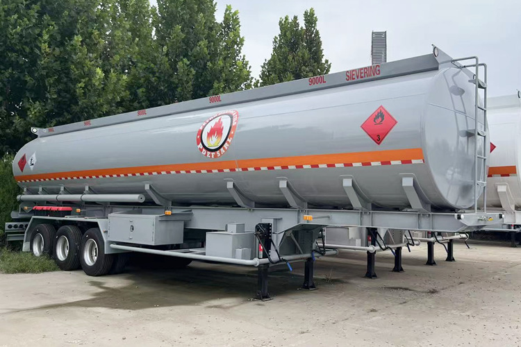 TITAN 45000 Liters Fuel Tanker Trailer for sale in Tanzania - Напівпричіп цистерна: фото 2 TITAN 45000 Liters Fuel Tanker Trailer for sale in Tanzania - Напівпричіп цистерна: фото 2