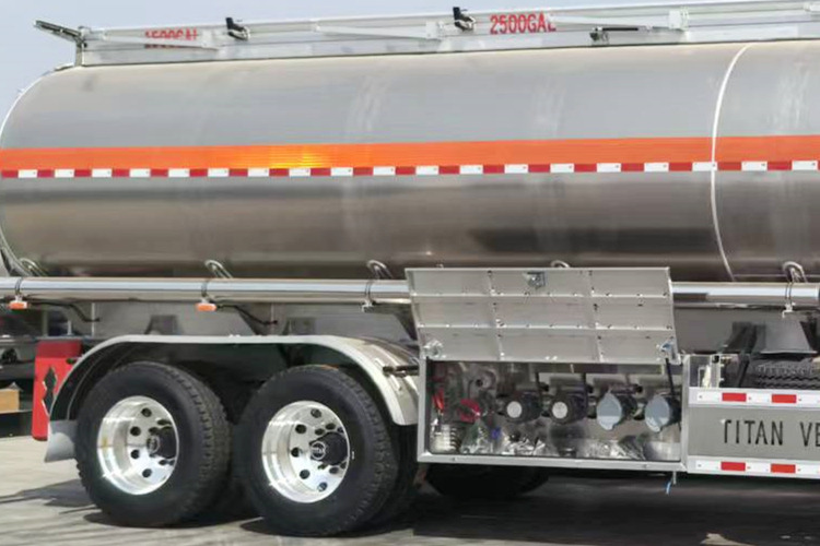 TITAN Aluminum Tanker Trailer for Sale in Malawi - Напівпричіп цистерна: фото 4 TITAN Aluminum Tanker Trailer for Sale in Malawi - Напівпричіп цистерна: фото 4