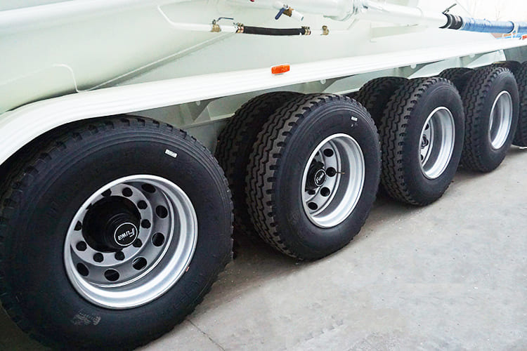 TITAN Bulk Cement Truck Trailer for Sale in Mali - Напівпричіп цистерна: фото 4 TITAN Bulk Cement Truck Trailer for Sale in Mali - Напівпричіп цистерна: фото 4