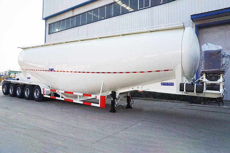 TITAN Bulk Cement Truck Trailer for Sale in Mali - Напівпричіп цистерна: фото 2 TITAN Bulk Cement Truck Trailer for Sale in Mali - Напівпричіп цистерна: фото 2