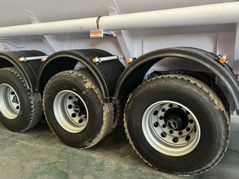 TITAN Semi Oil Tanker Trailer for Sale in Kazakhstan - Напівпричіп цистерна: фото 3 TITAN Semi Oil Tanker Trailer for Sale in Kazakhstan - Напівпричіп цистерна: фото 3