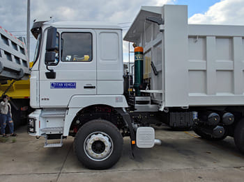 SHACMAN Shacman Truck F3000 for Sale in Ghana - Вантажівка: фото 4 SHACMAN Shacman Truck F3000 for Sale in Ghana - Вантажівка: фото 4