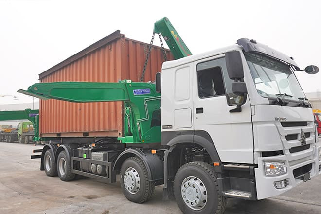 XCMG 20 Ft Side Loader Truck for Sale in Zambia - Контейнеровоз/ Змінний кузов вантажівка: фото 5 XCMG 20 Ft Side Loader Truck for Sale in Zambia - Контейнеровоз/ Змінний кузов вантажівка: фото 5